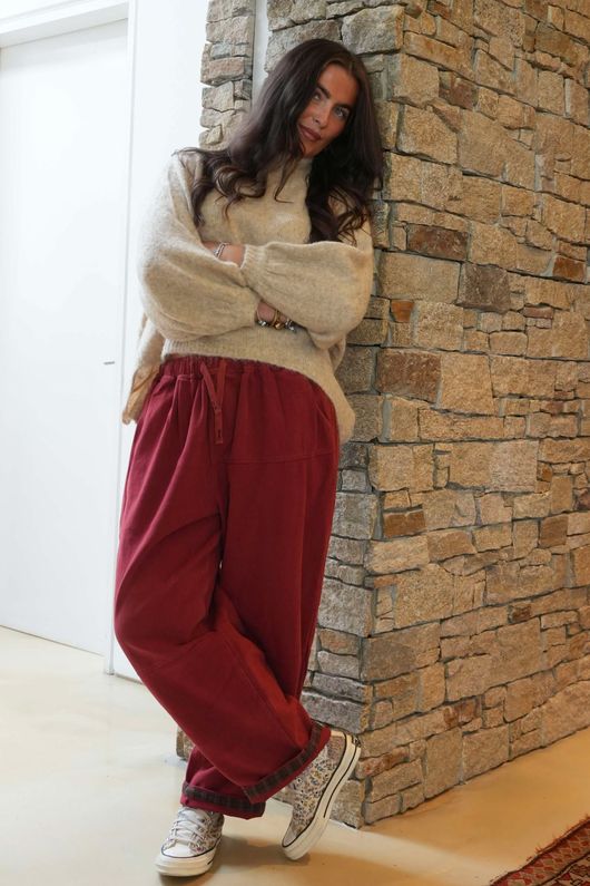 Mercer Soft Twill Barrel Leg Pant Brick 
